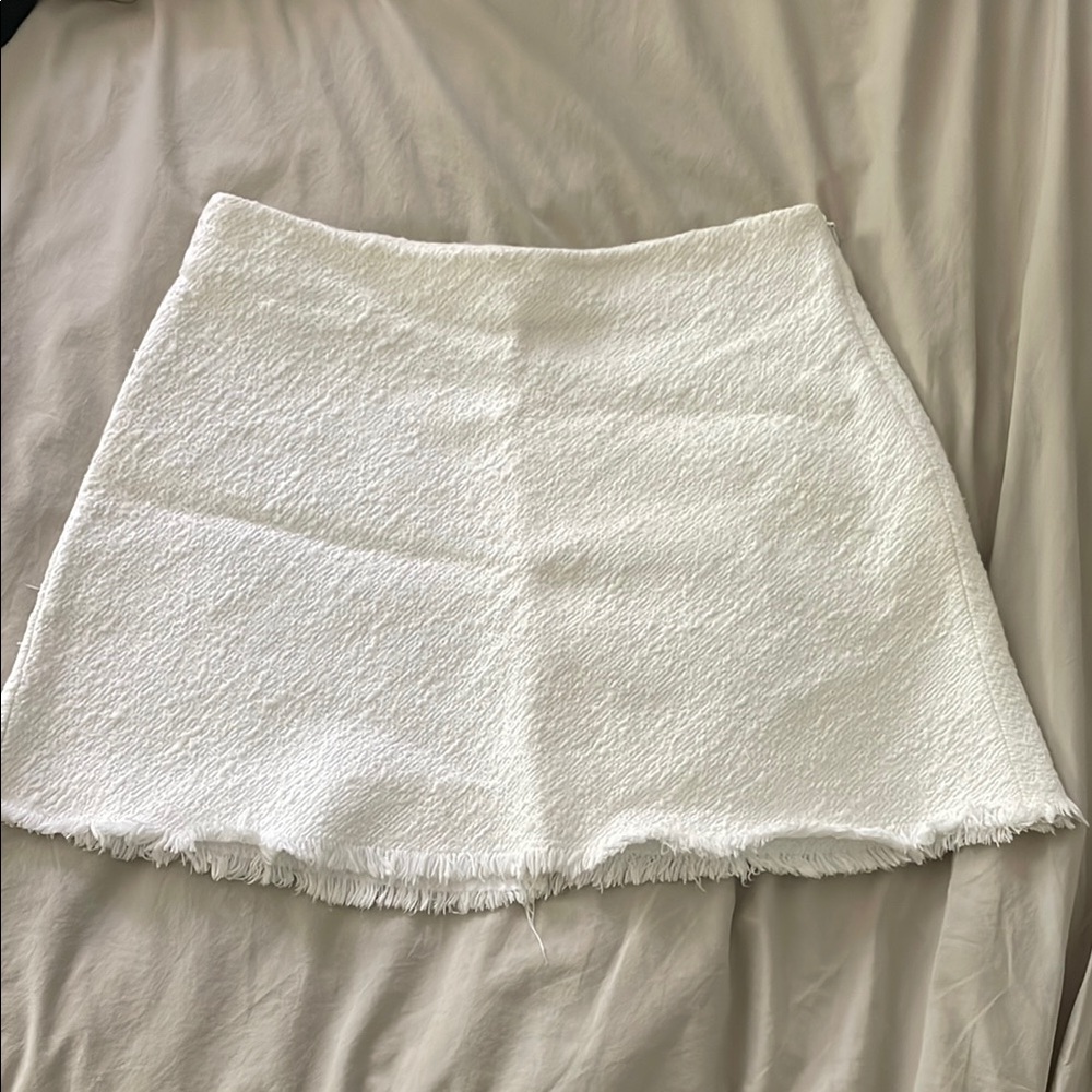 Zara tweed off-white skirt